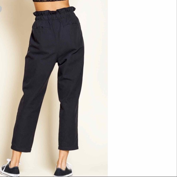 VERSATILE HIGH WAIST PAPER BAG PANTS - Picture 3 of 4